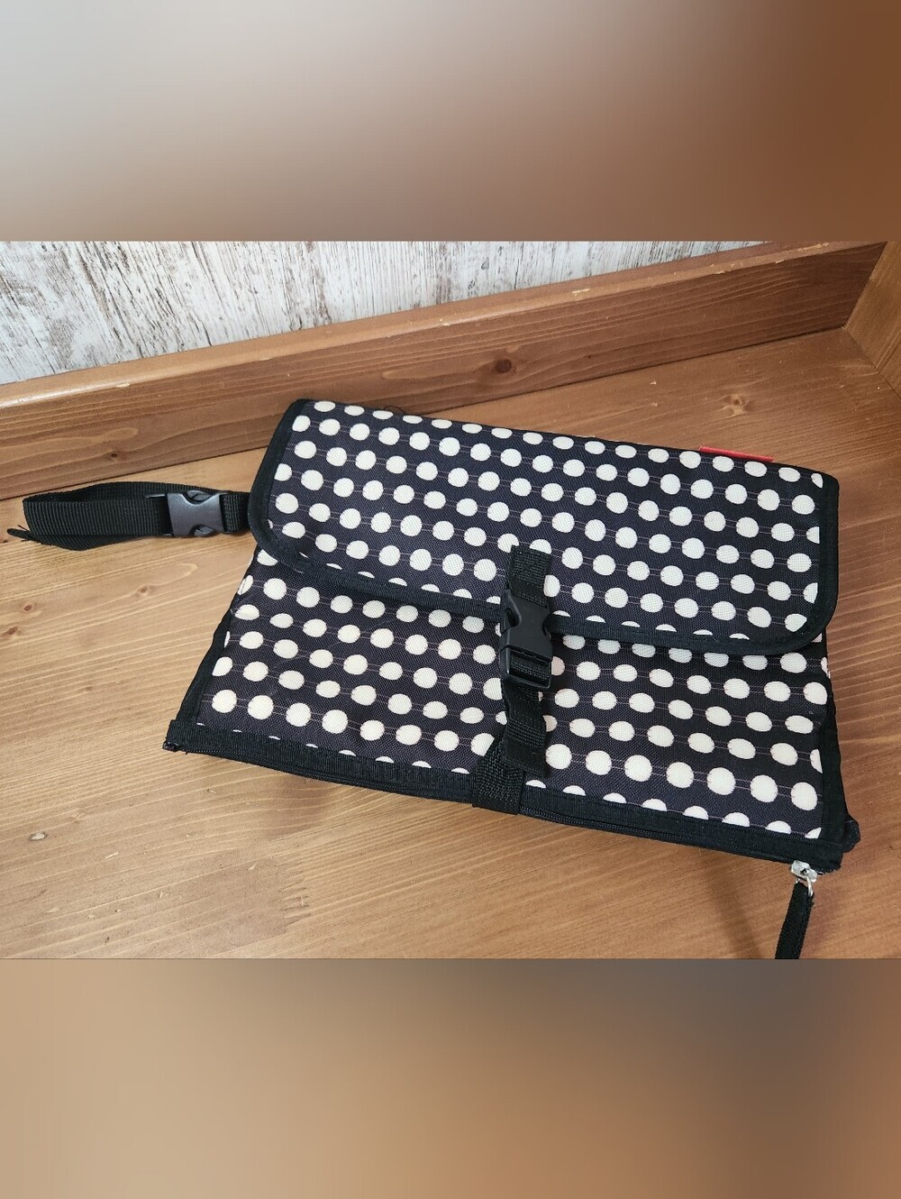 Skip Hop Pronto Baby Changing Station & Diaper Clutch Black Off White Polka Dot